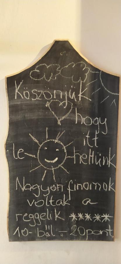 Hotel Egkoris Vendeghaz Bakonyszucs Zewnętrze zdjęcie